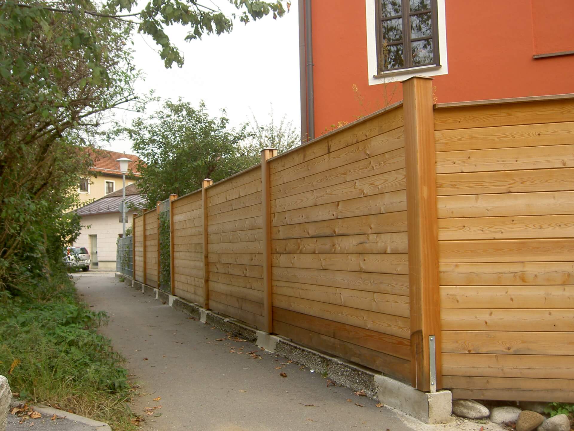 Sicht und Lärmschutz Zaunbau Holzbau Schillinger