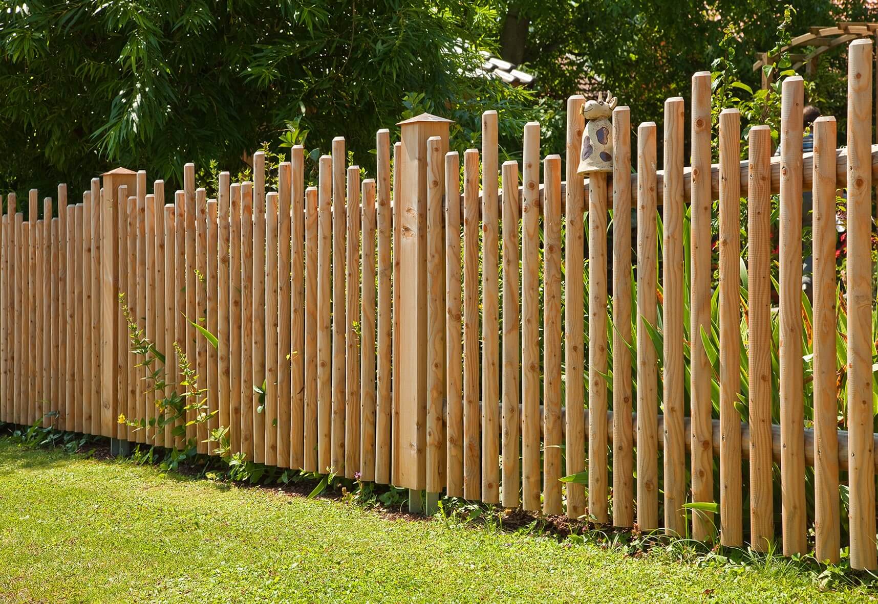 Staketenzaun Zaunbau Holzbau Schillinger
